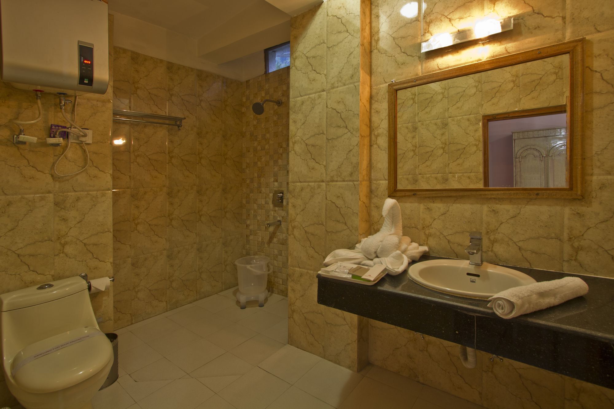 Hotel Royal Hills Manali (Himachal Pradesh)