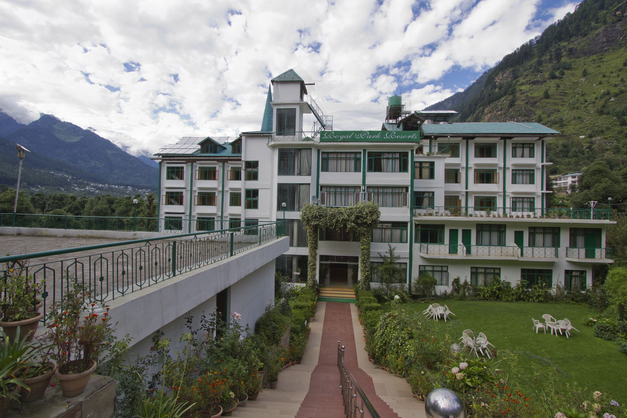 Royal Hills Manali (Himachal Pradesh)