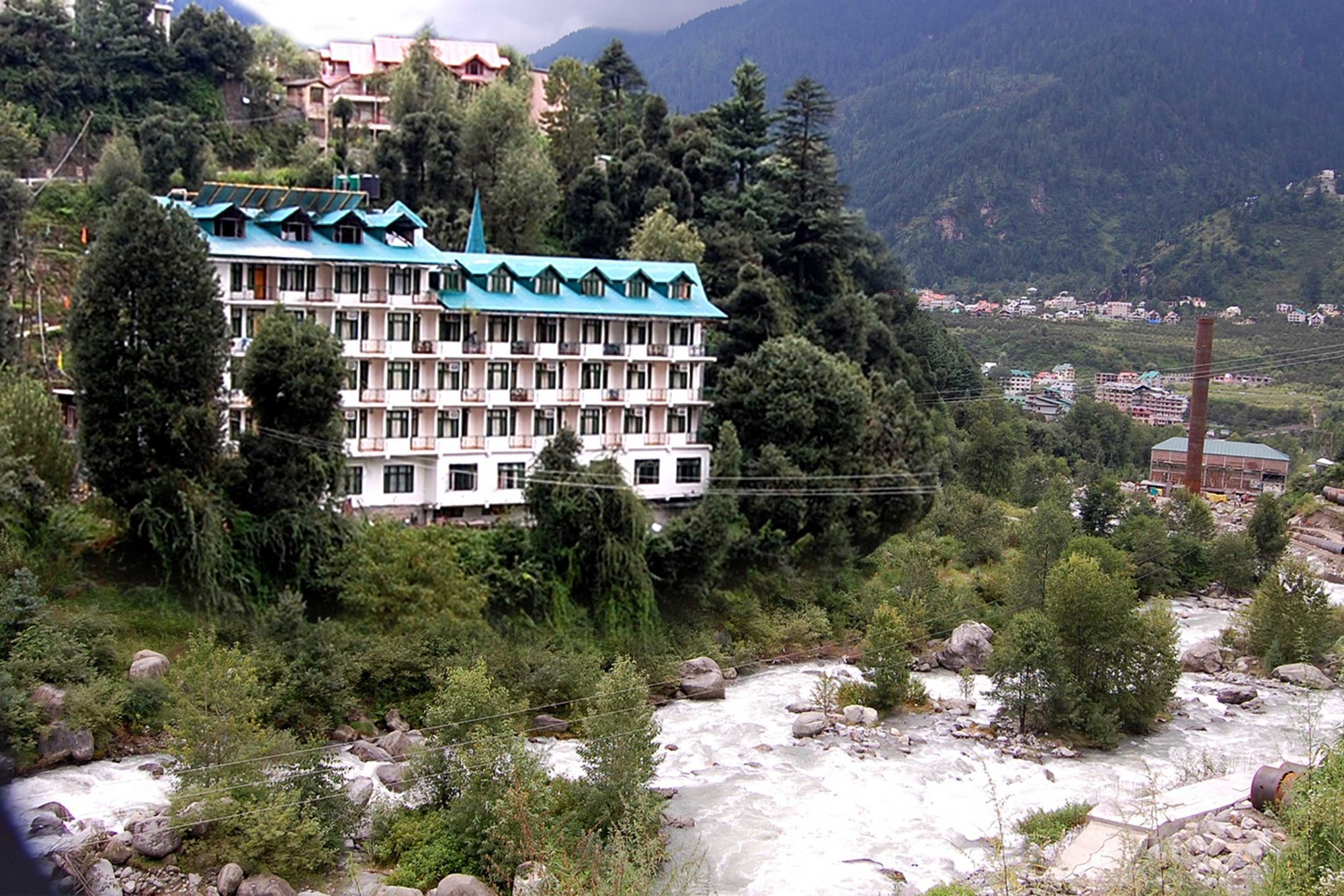 Royal Hills Hotel Manali (Himachal Pradesh)