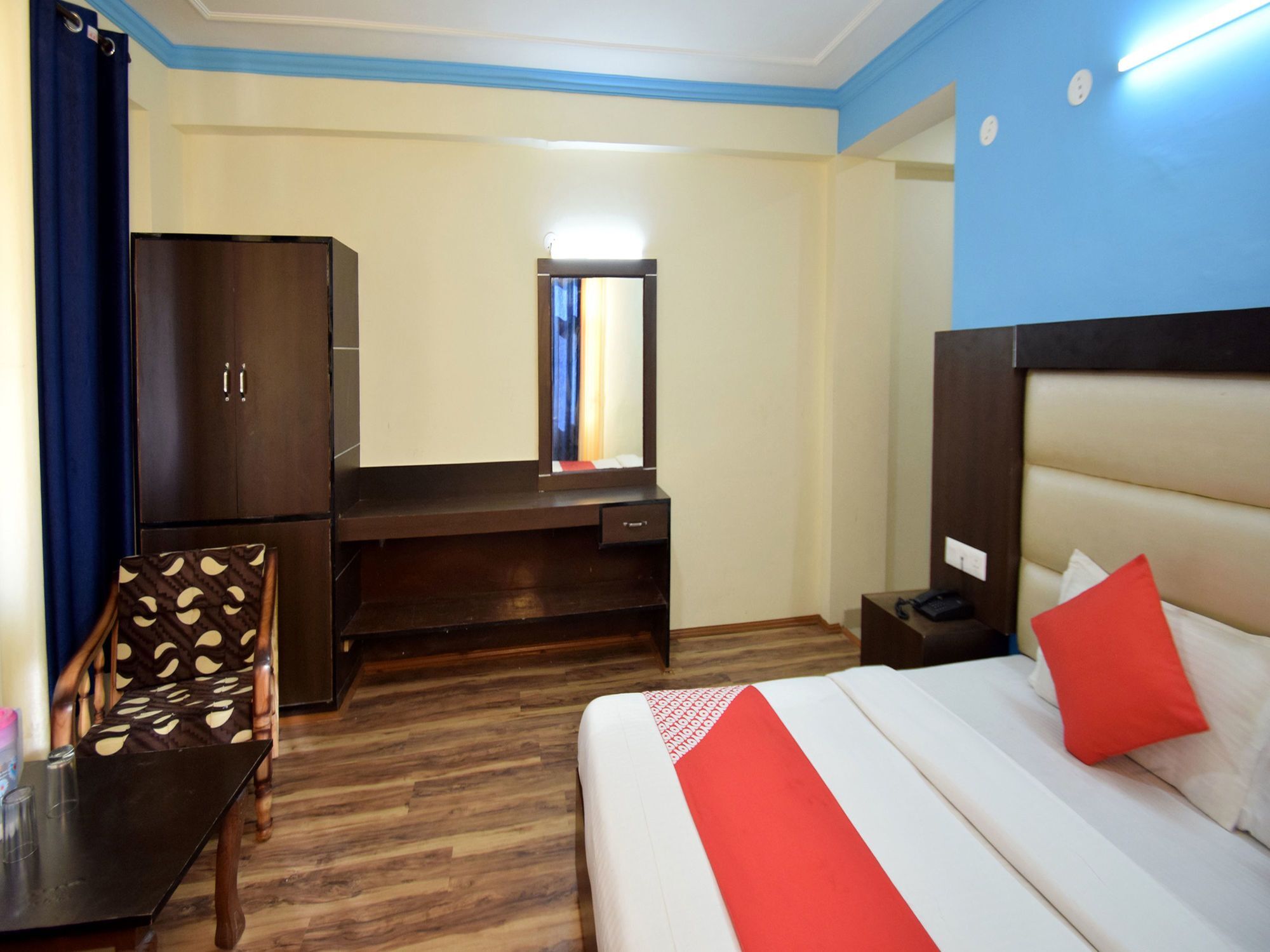 Hotel Himalayan 3*