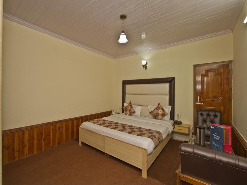 Hotel Oyo 8895 Pine Grove