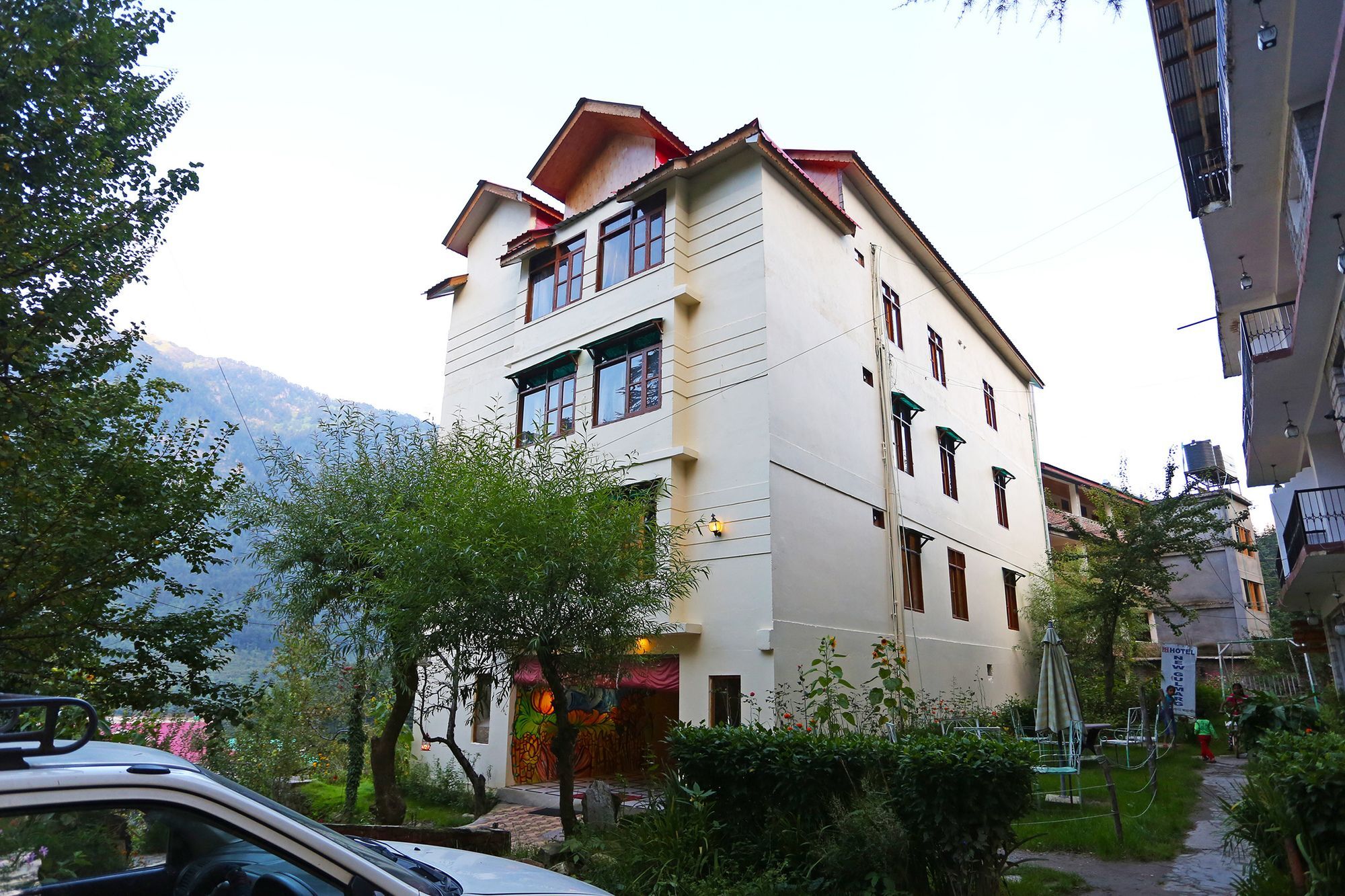 Sparsh Resort Manali (Himachal Pradesh)