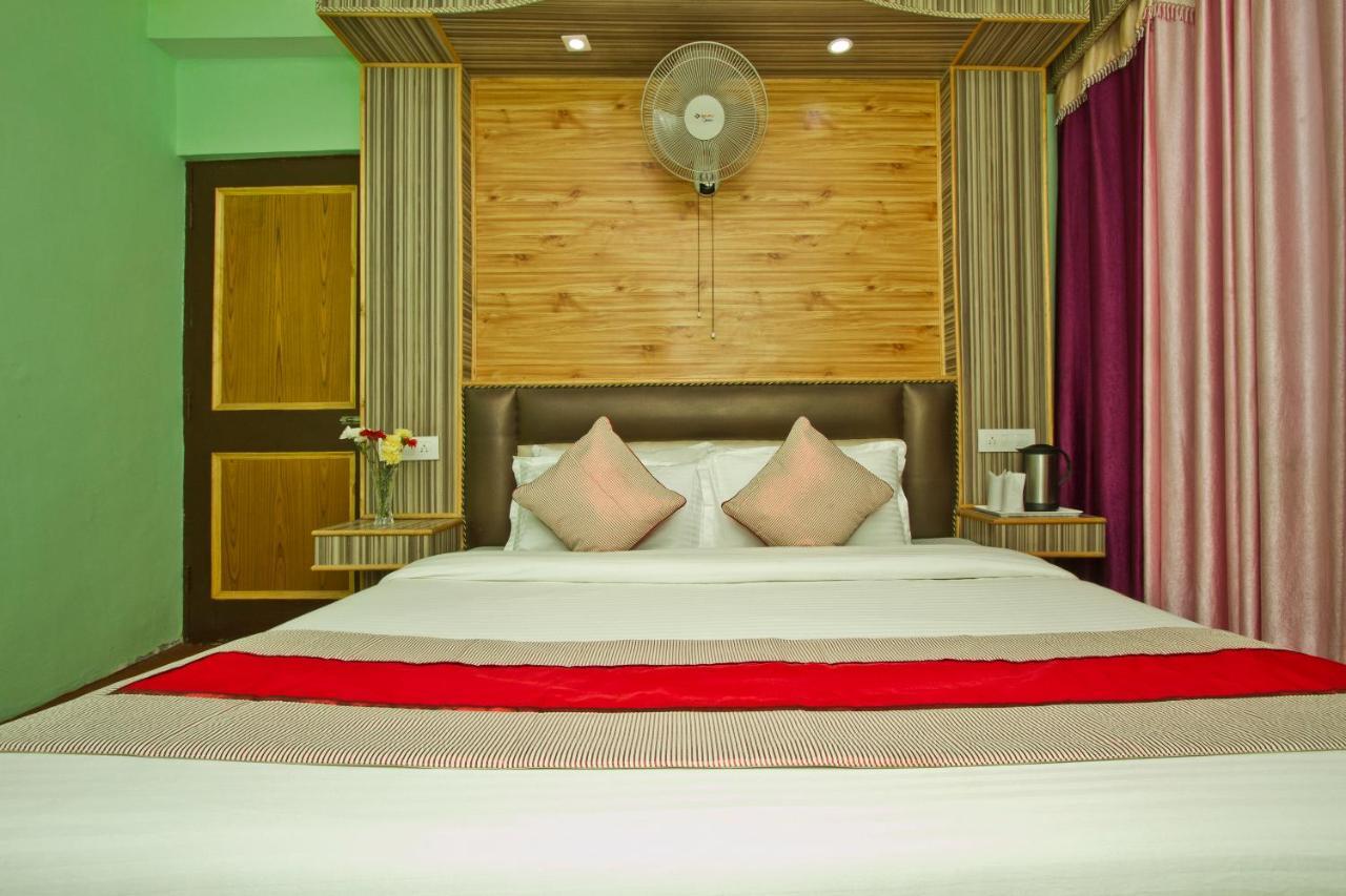 Hotel Vikrant 100 Meters Walk To Mall Road 3*