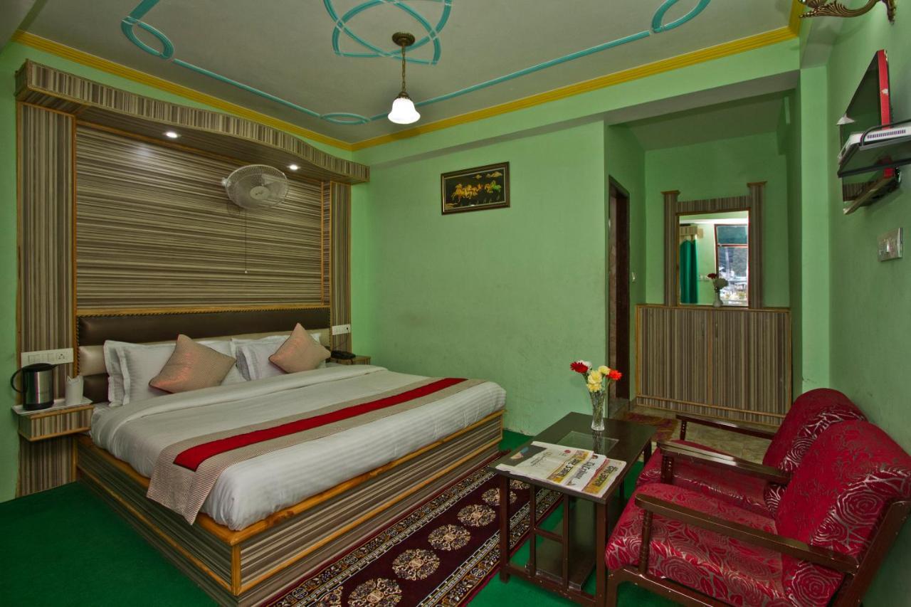 Vikrant 100 Meters Walk To Mall Road Manali (Himachal Pradesh)