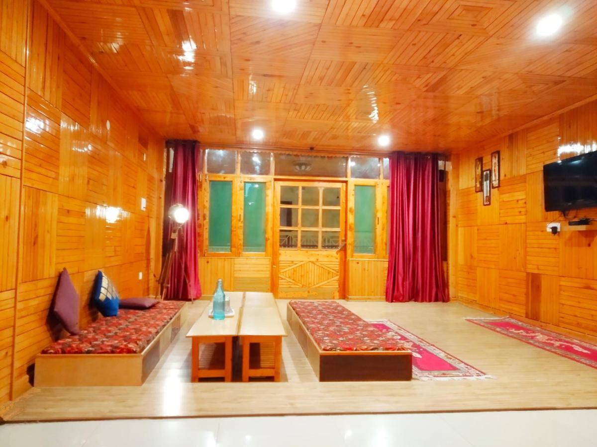 Hotel Pause At Manali (Himachal Pradesh)