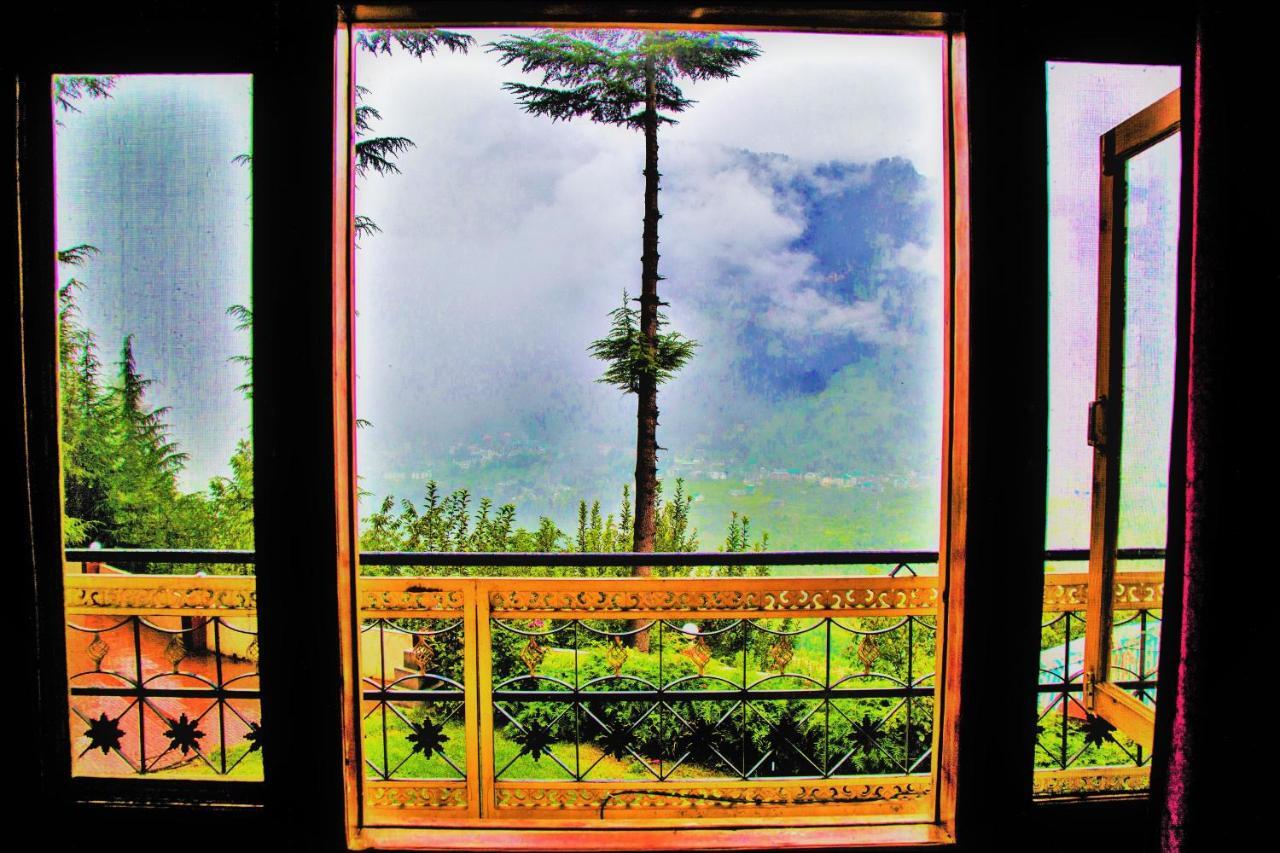 Pause At Hotel Manali (Himachal Pradesh)