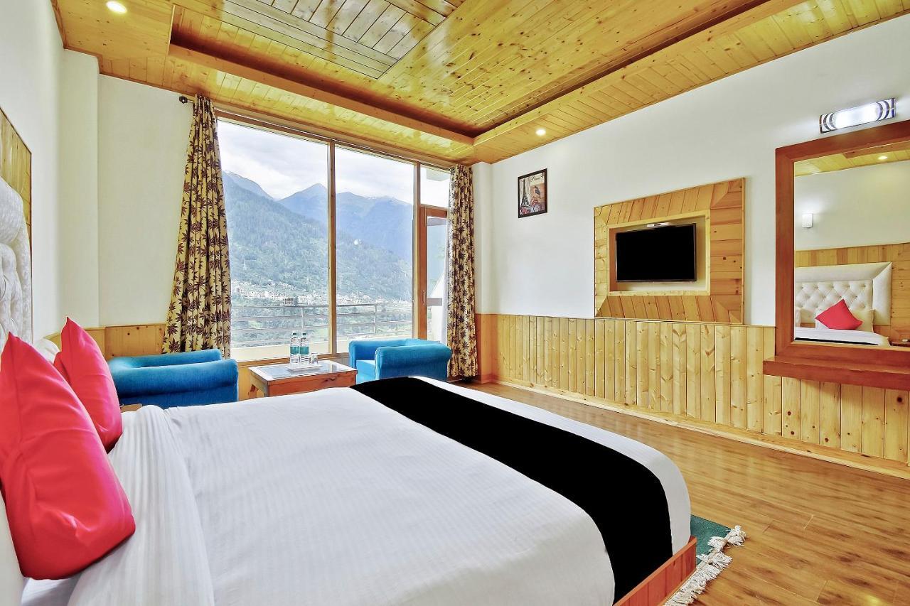 Capital O 42006 Phalguni Regency Hotel 3*
