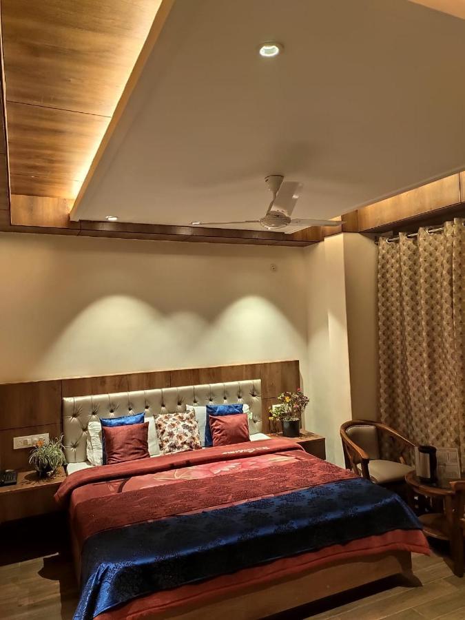 Apple Blossom Hotel Manali (Himachal Pradesh)