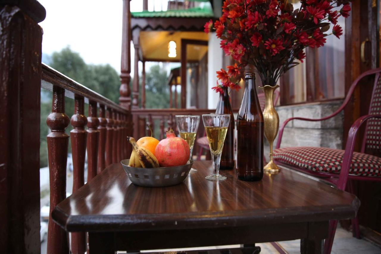 Hotel Fabhotel Ever Green Manali (Himachal Pradesh)