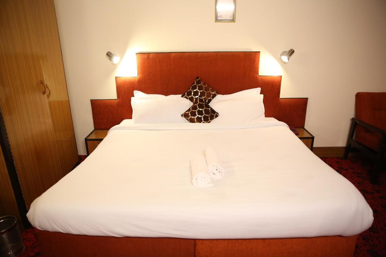 Fabhotel Ever Green Hotel Manali (Himachal Pradesh)