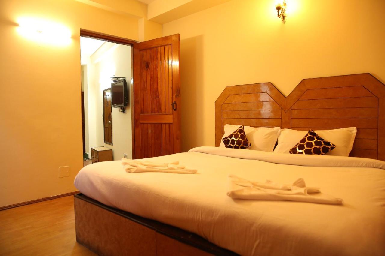 Fabhotel Ever Green Hotel Manali (Himachal Pradesh)