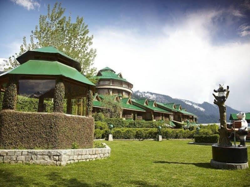 Club Mahindra White Meadows