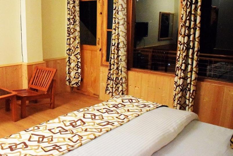 Mahavir Hotel 4*