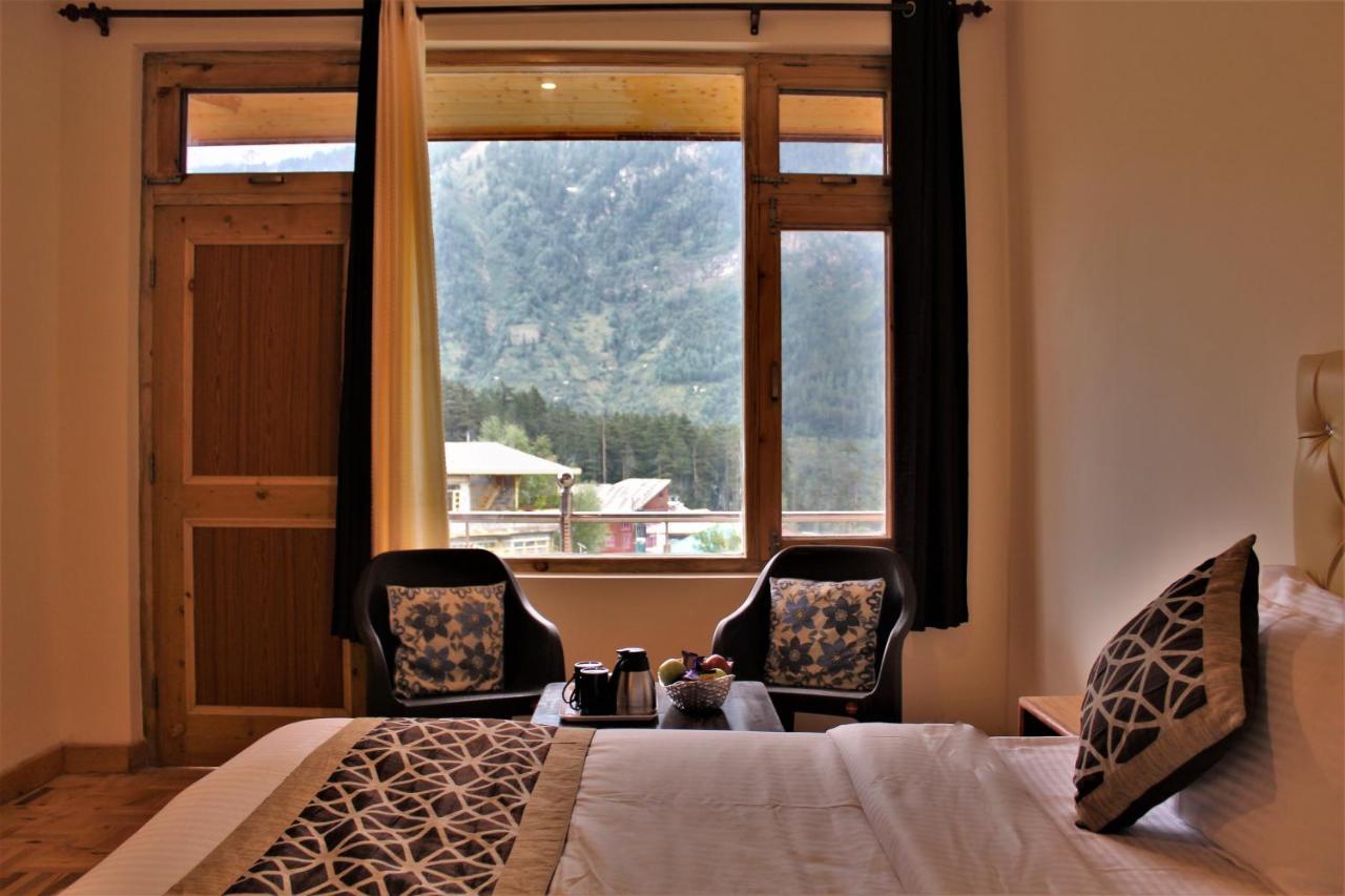 Nirvana Premium By Yoyo's World Hotel
