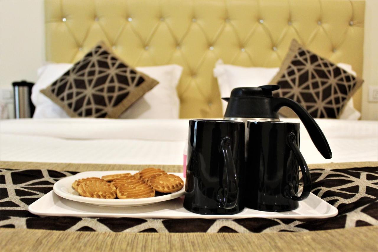 Nirvana Premium By Yoyo's World Hotel 3*