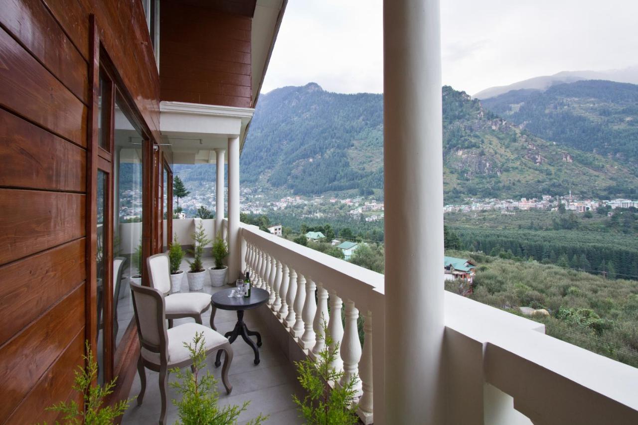 Sylvan Hues Hotel 4*