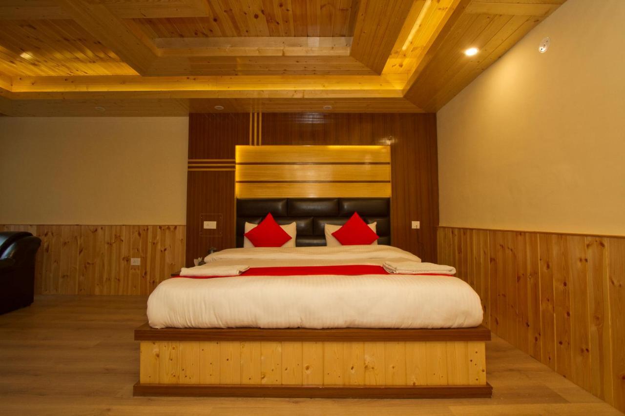 Ishaan Resorts Hotel Manali (Himachal Pradesh)